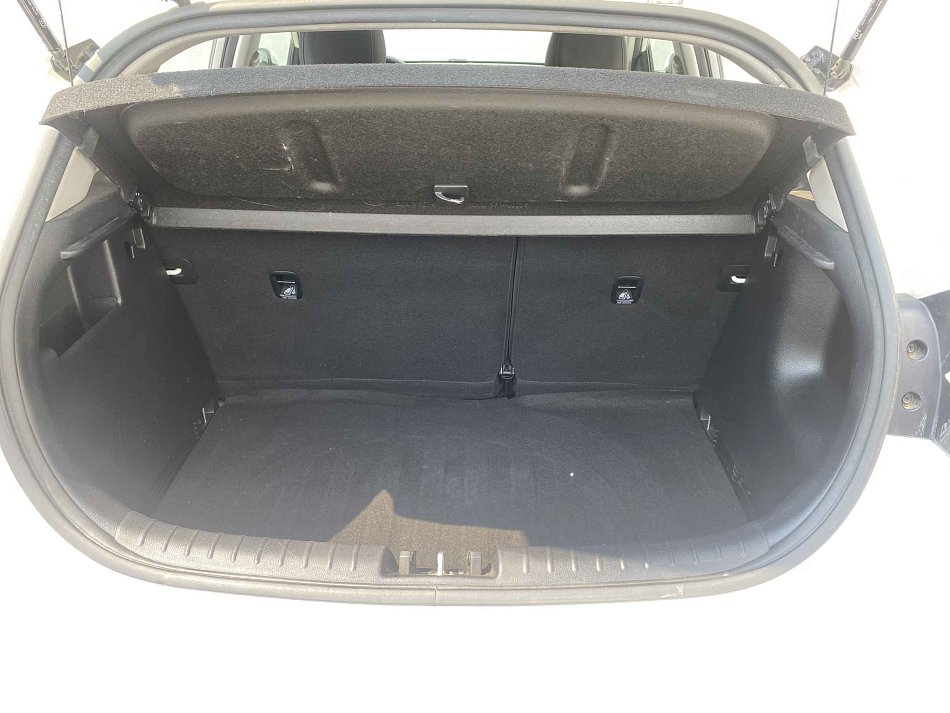 Kia Rio 1.2i 