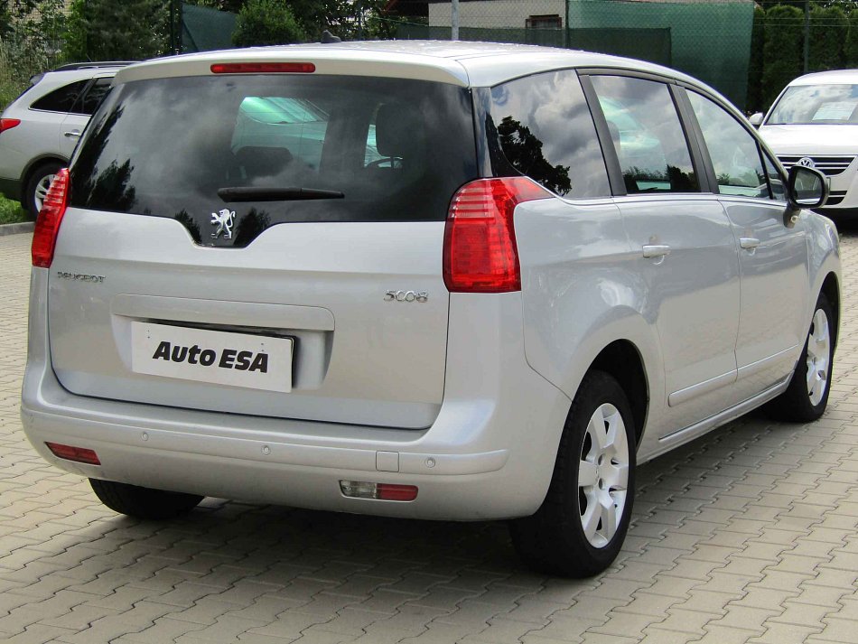 Peugeot 5008 1.6 HDi 