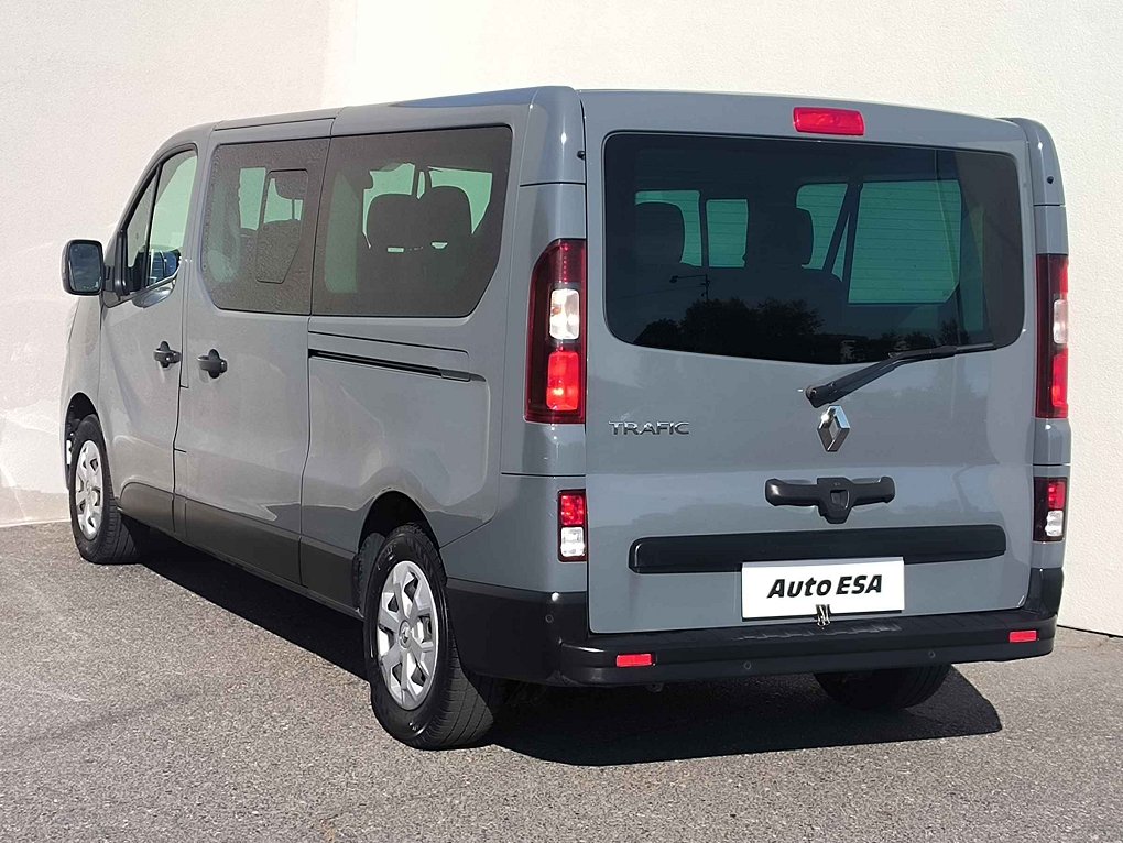 Renault Trafic 2.0dCi Intense L2 9míst