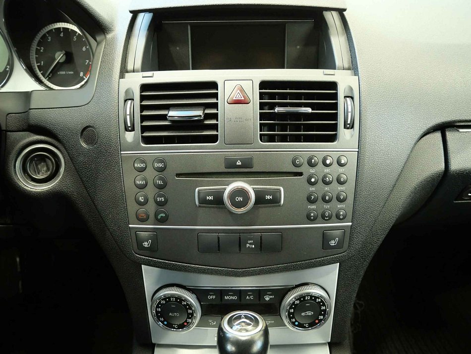 Mercedes-Benz Třída C 1.8 CGi Avantgarde C 180