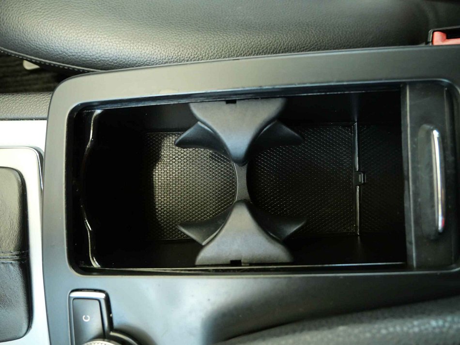 Mercedes-Benz Třída C 1.8 CGi Avantgarde C 180