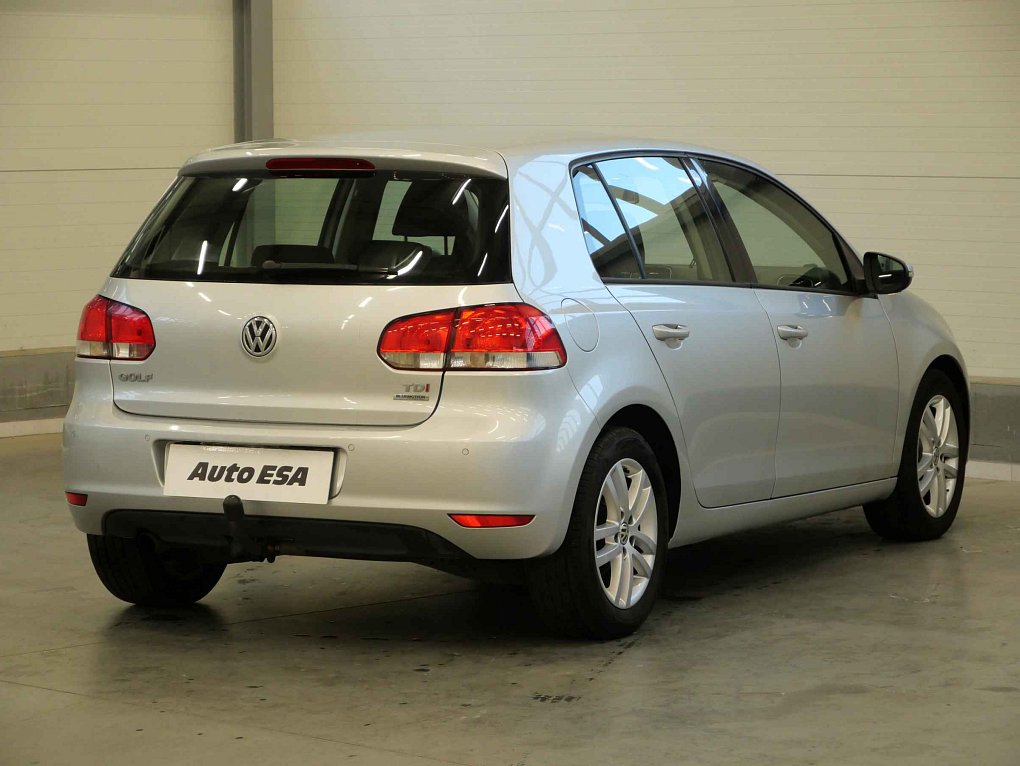 Volkswagen Golf 1.6 TDi 