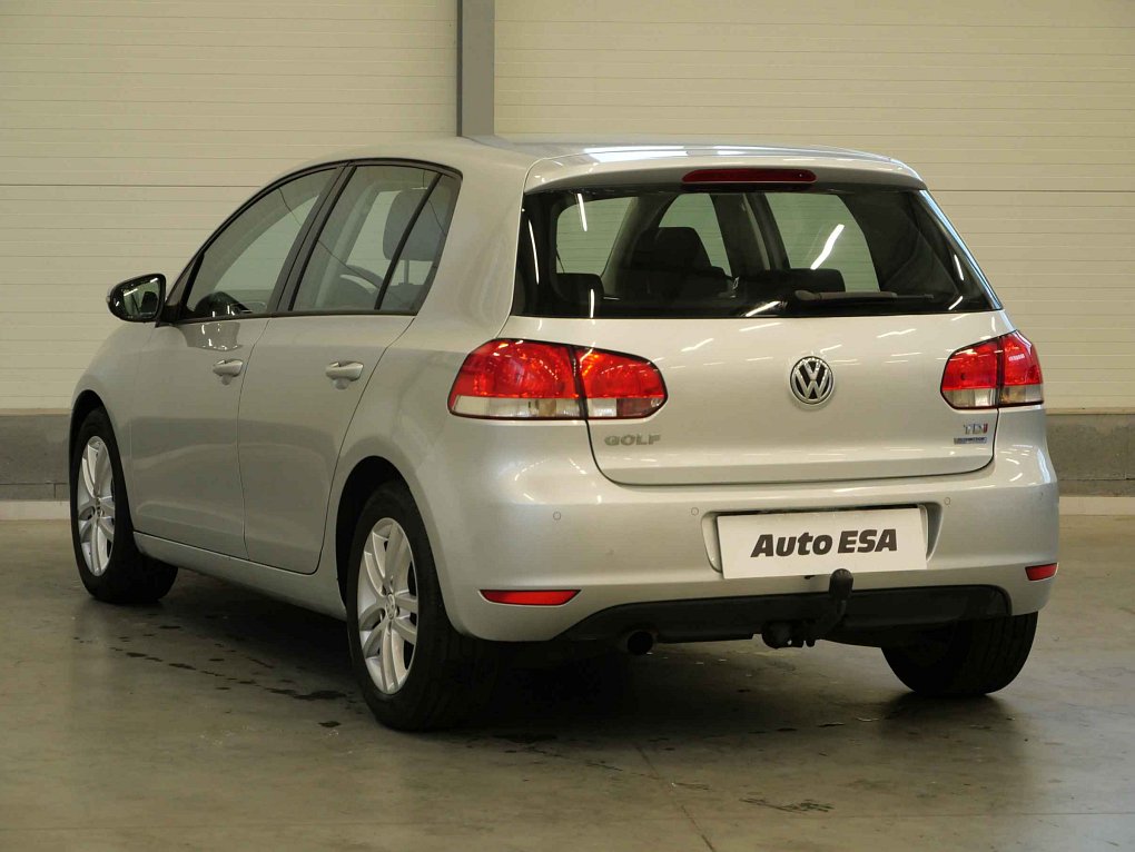 Volkswagen Golf 1.6 TDi 