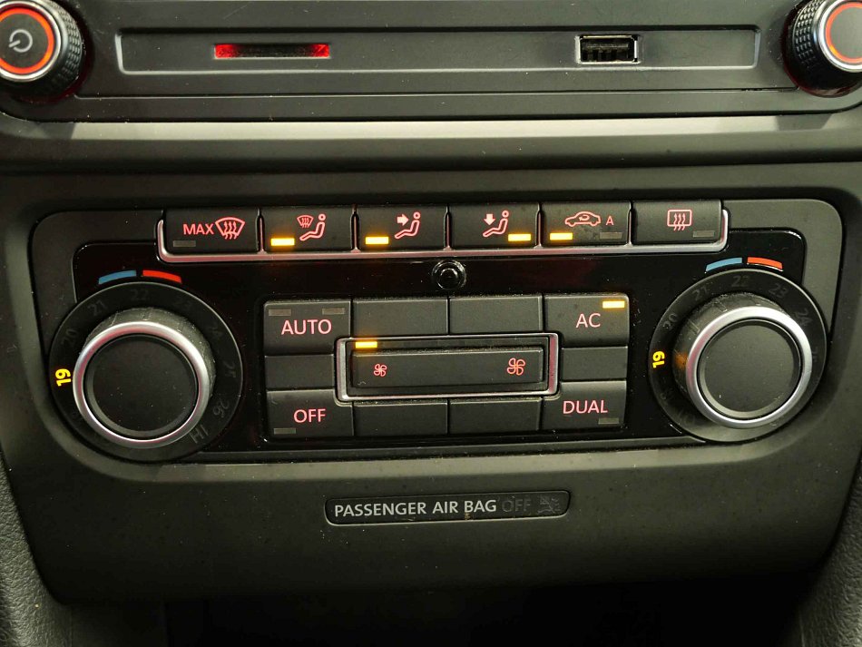 Volkswagen Golf 1.6 TDi 