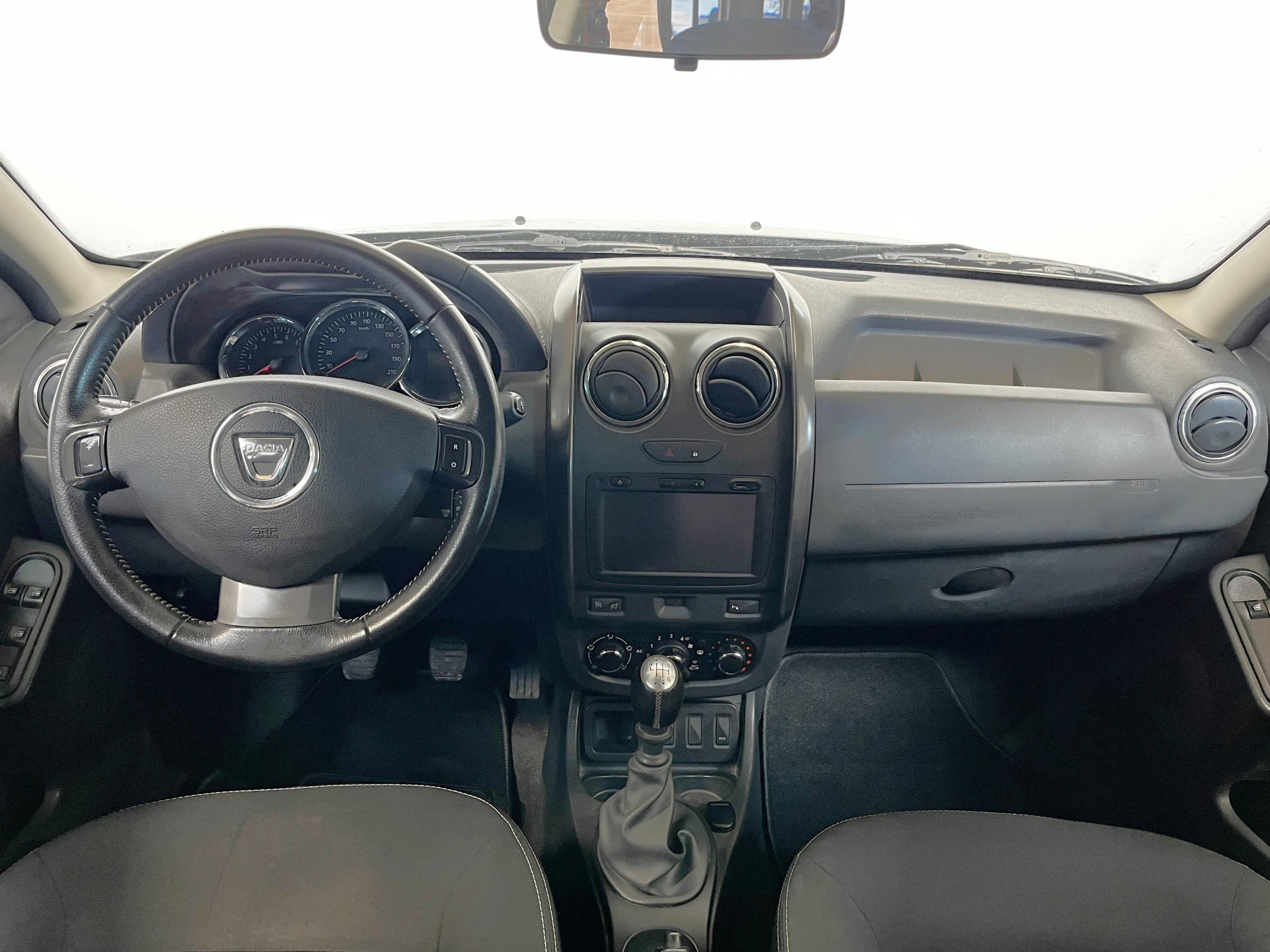 Dacia Duster, 2015 - pohled č. 8