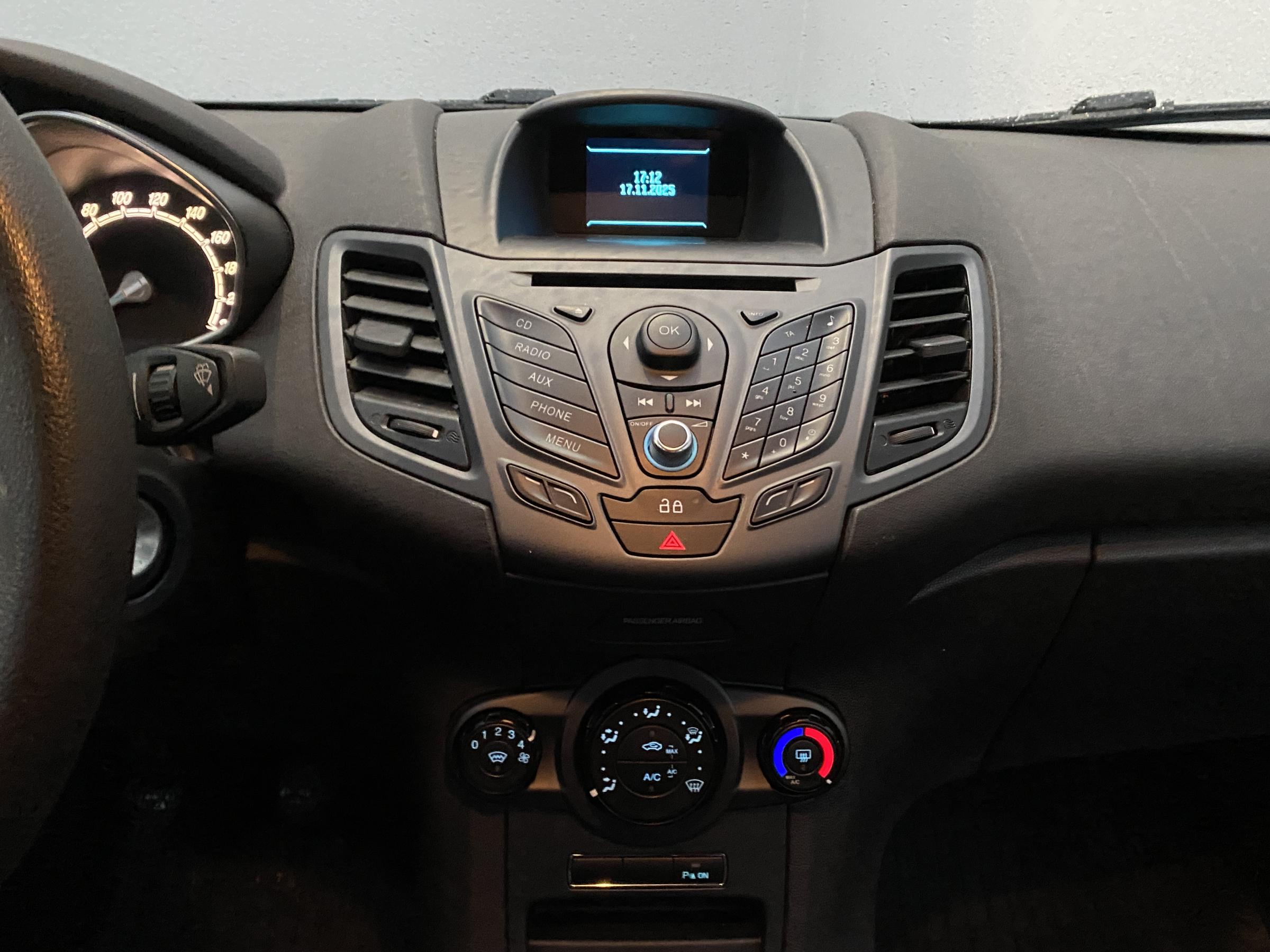 Ford Fiesta, 2013 - pohled č. 12