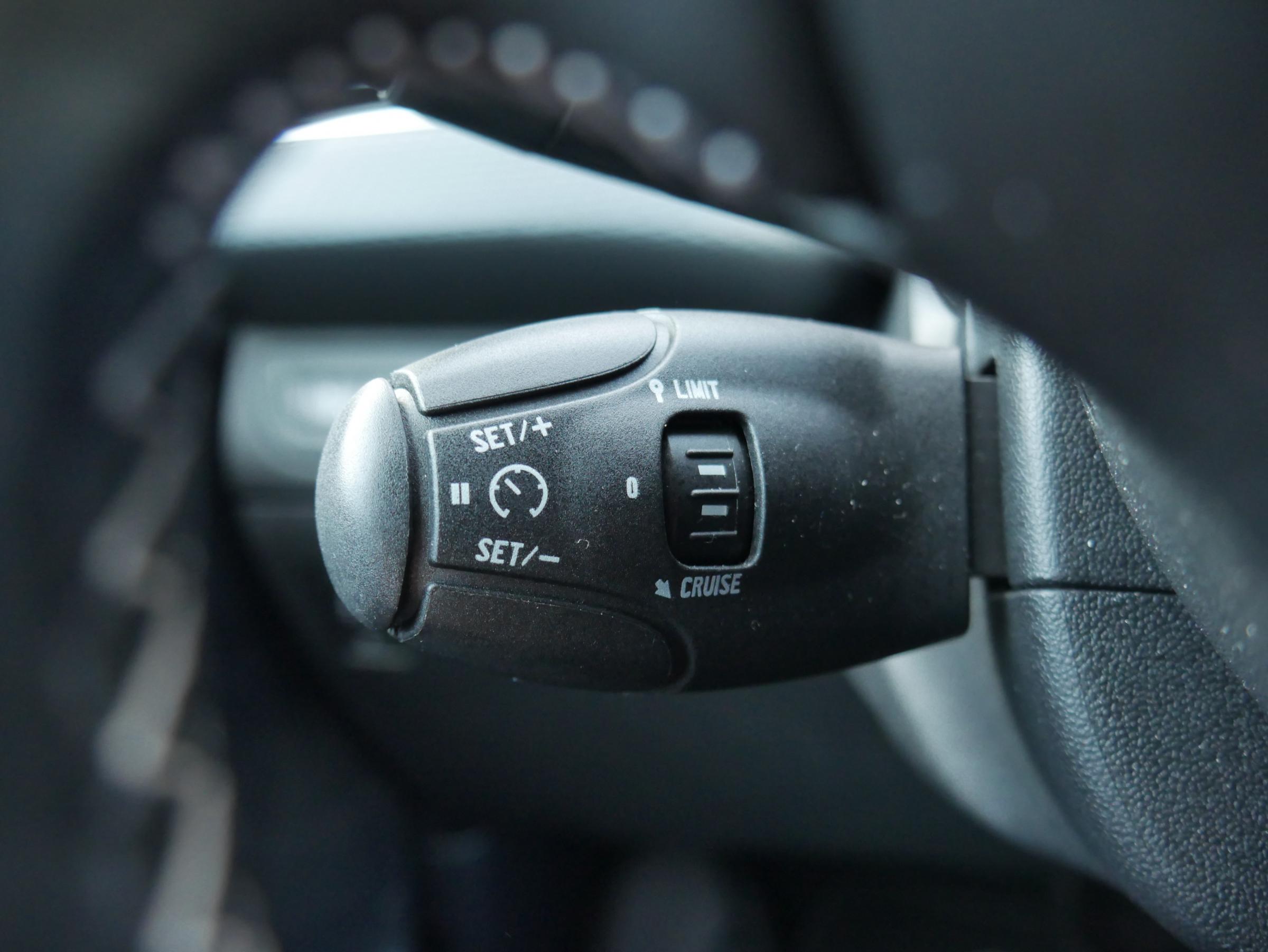 Peugeot 2008, 2018 - pohled č. 15