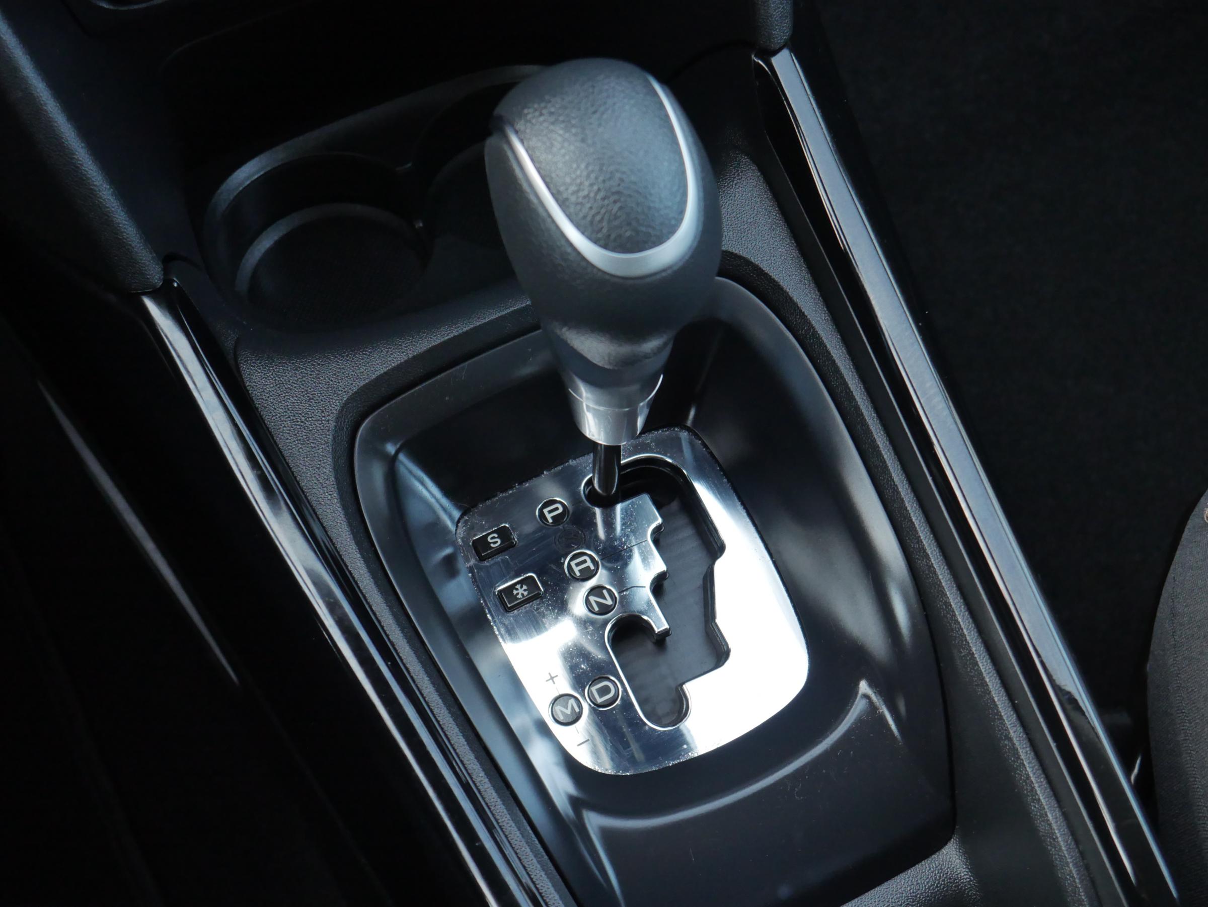 Peugeot 2008, 2018 - pohled č. 16