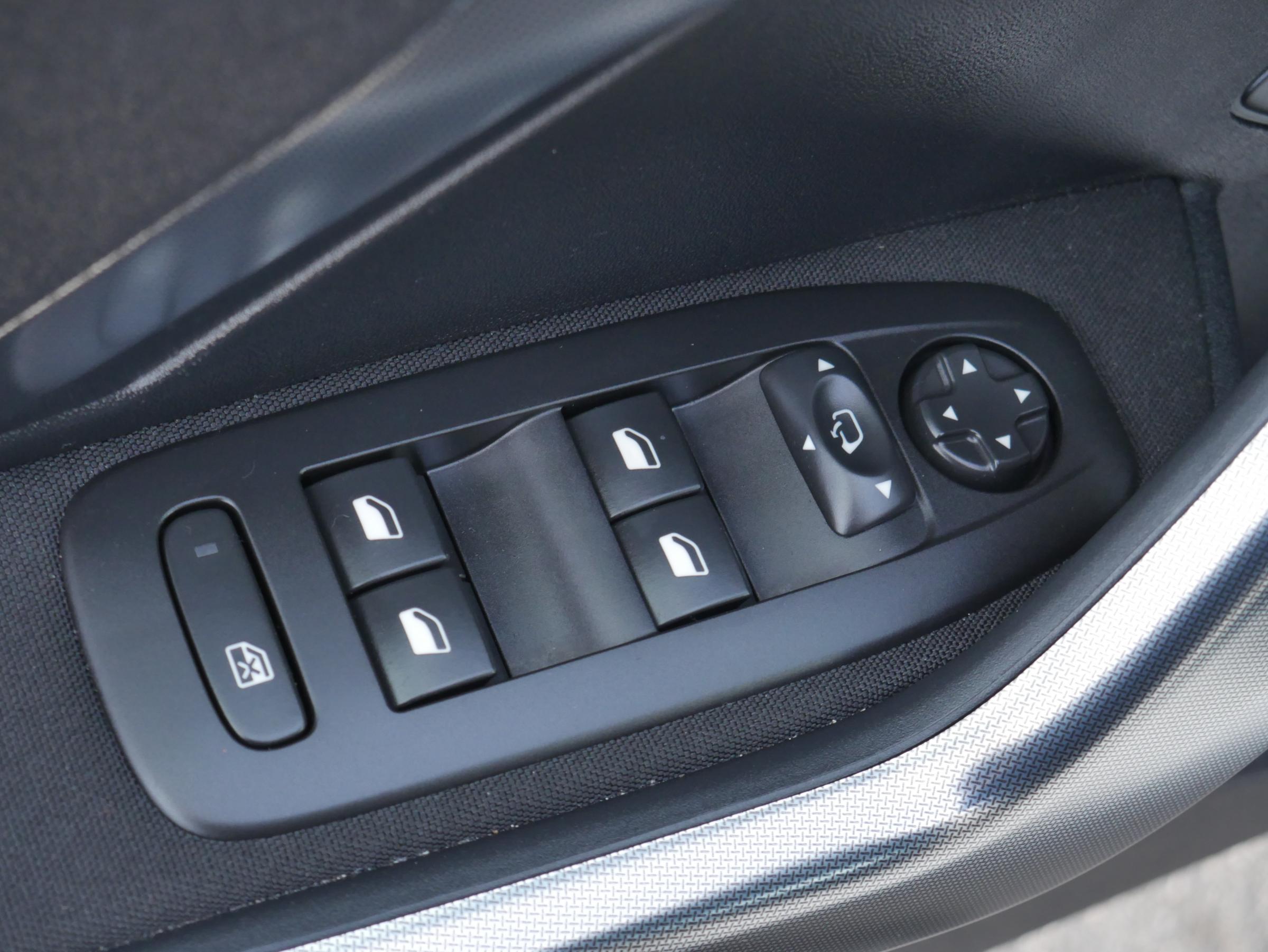 Peugeot 2008, 2018 - pohled č. 22