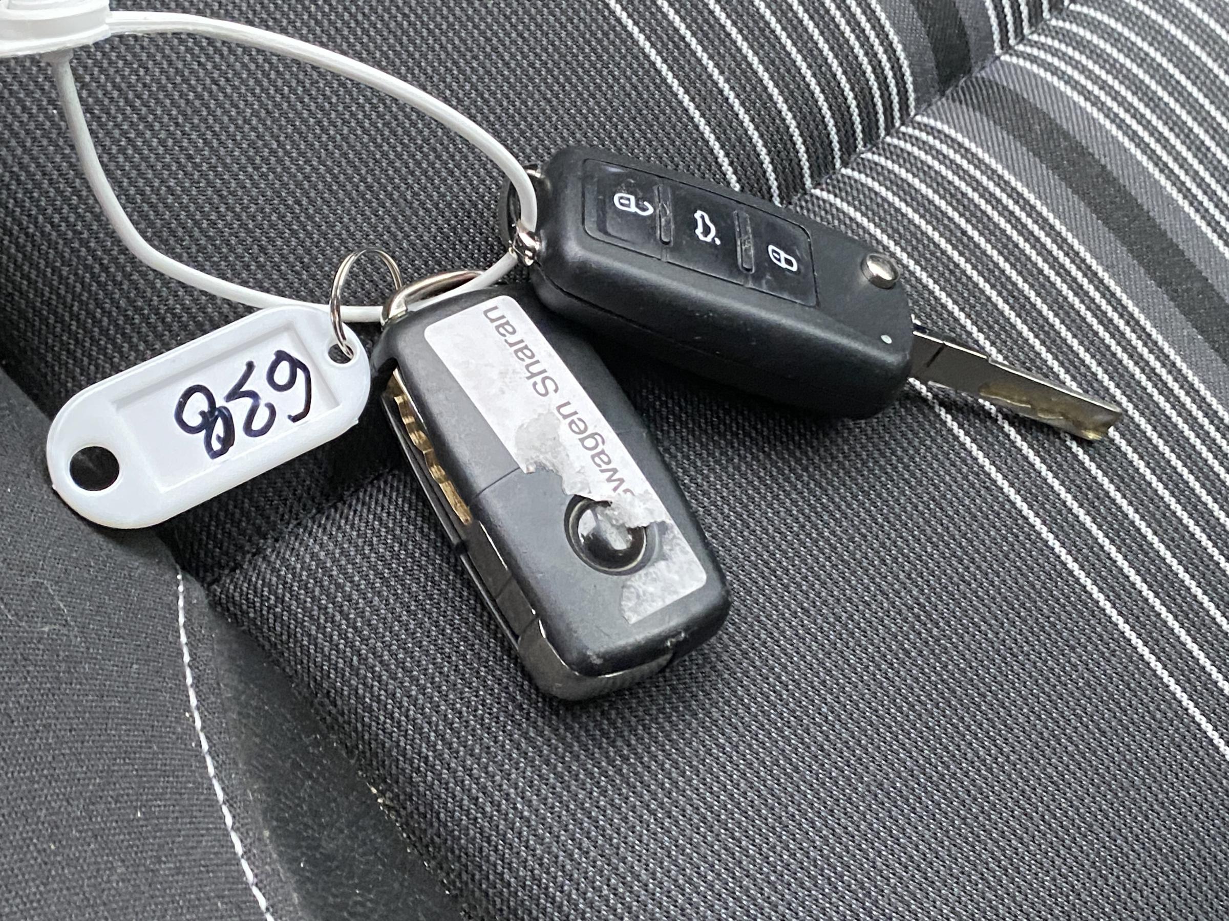 Volkswagen Sharan, 2012 - pohled č. 16