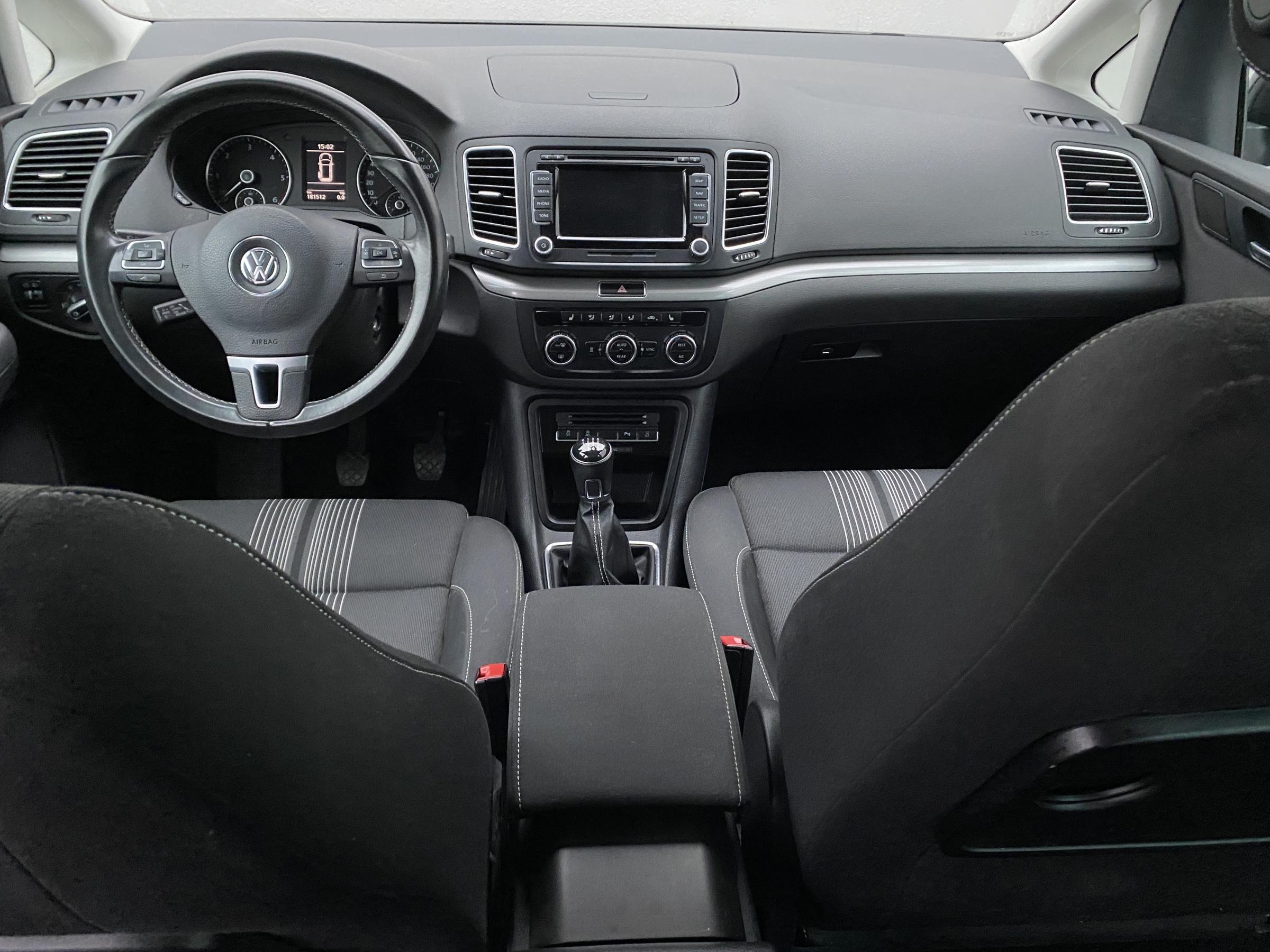 Volkswagen Sharan, 2012 - pohled č. 8