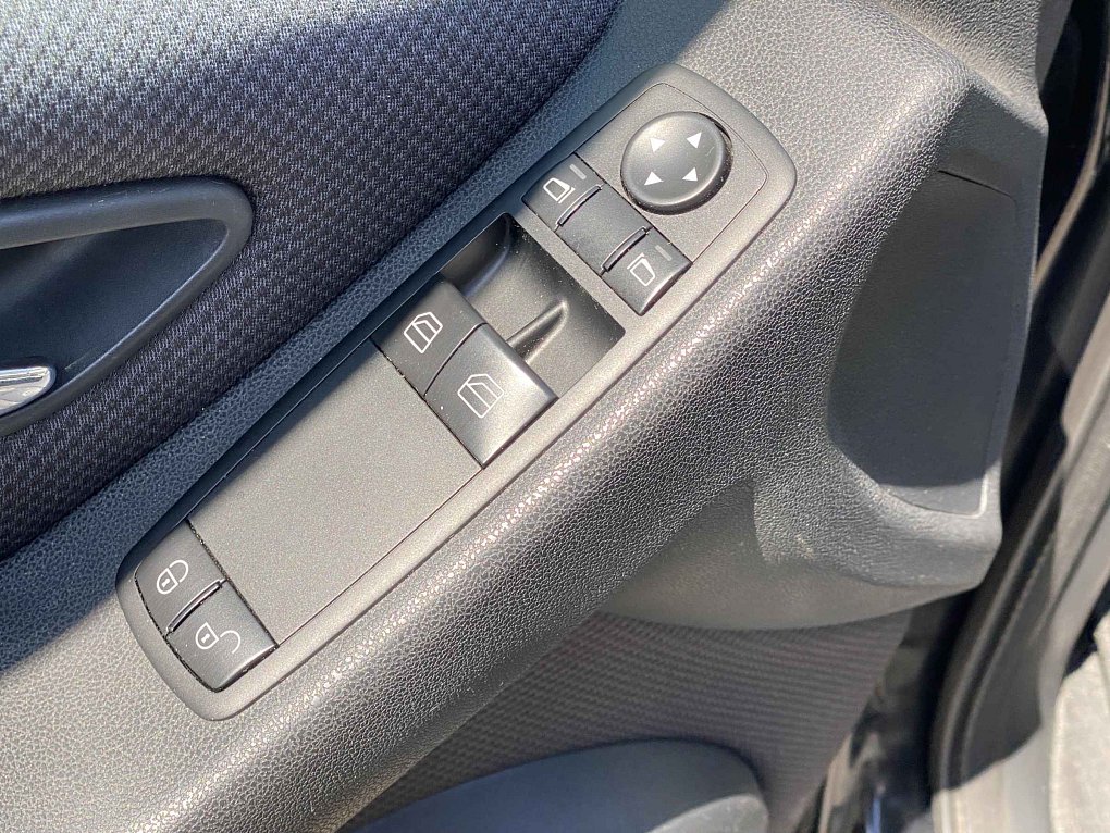 Mercedes-Benz Třída B 1.5i  B160