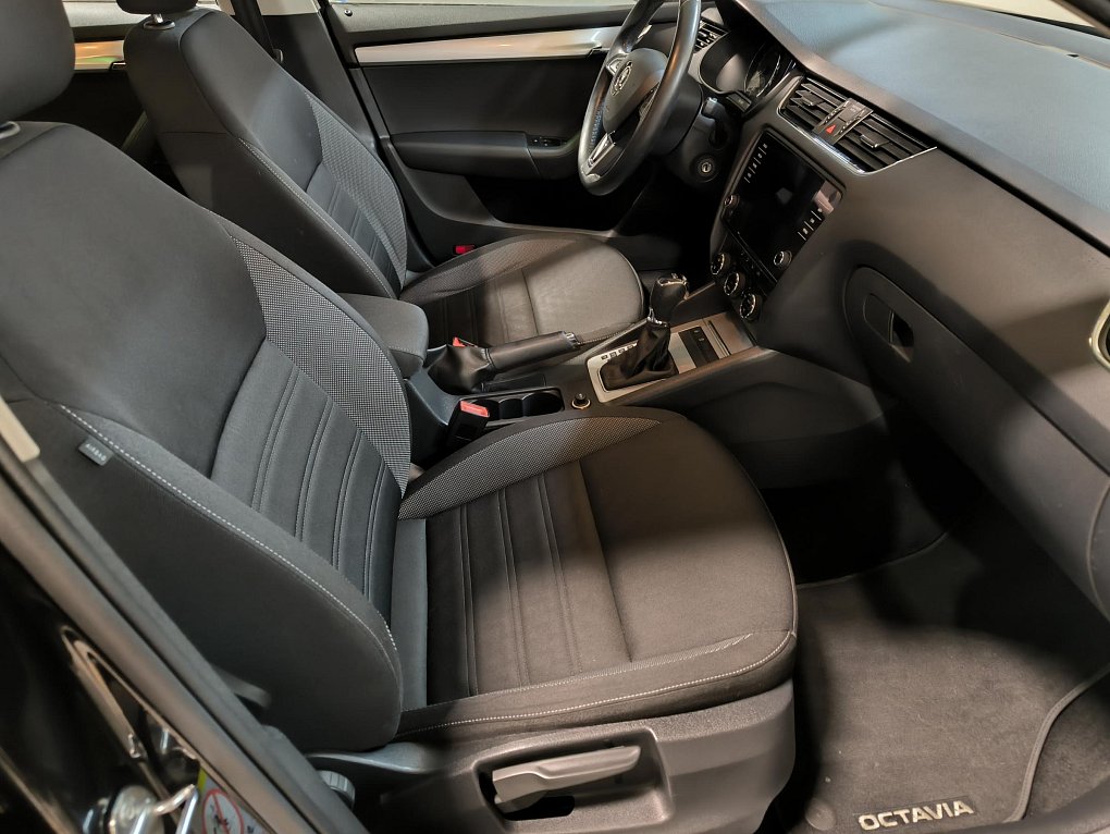 Škoda Octavia III 1.6 TDi Ambition