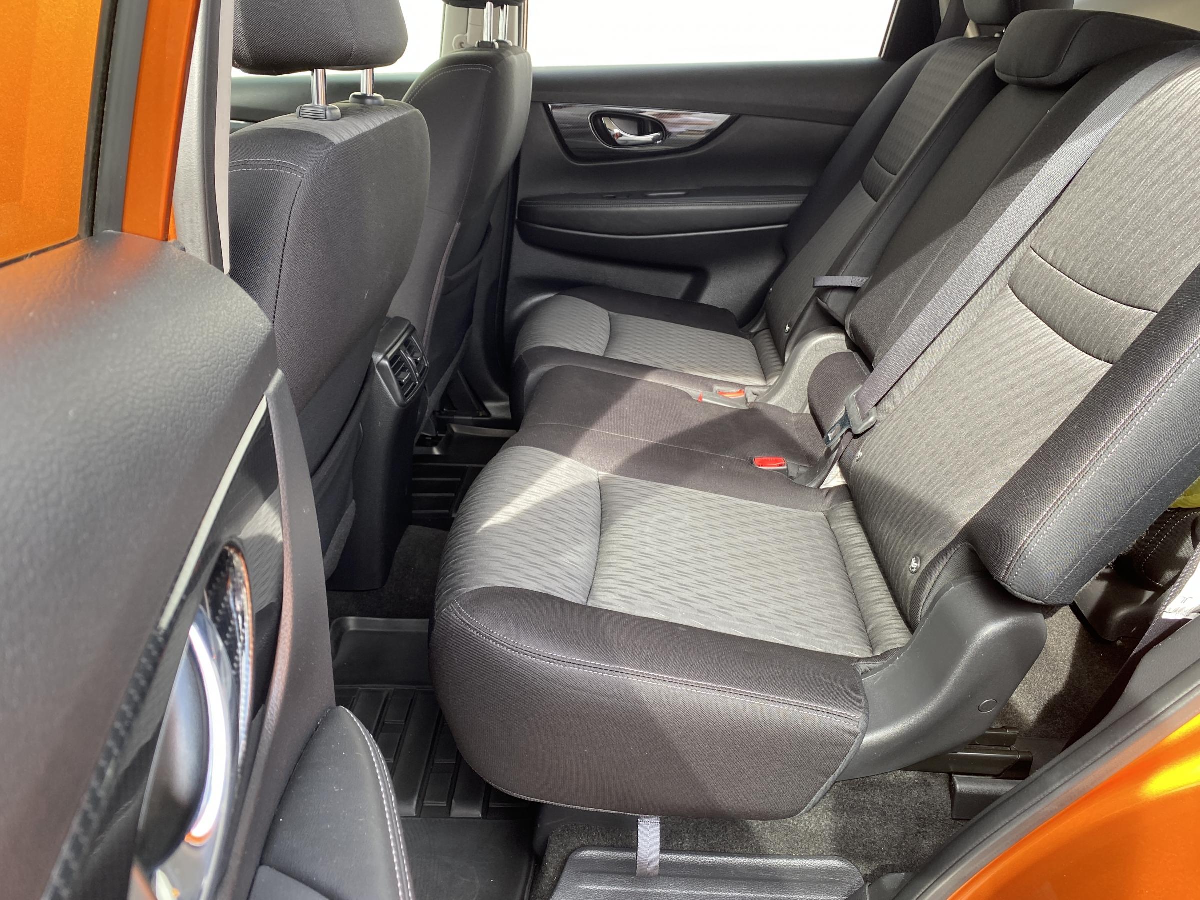 Nissan X-Trail, 2018 - pohled č. 10