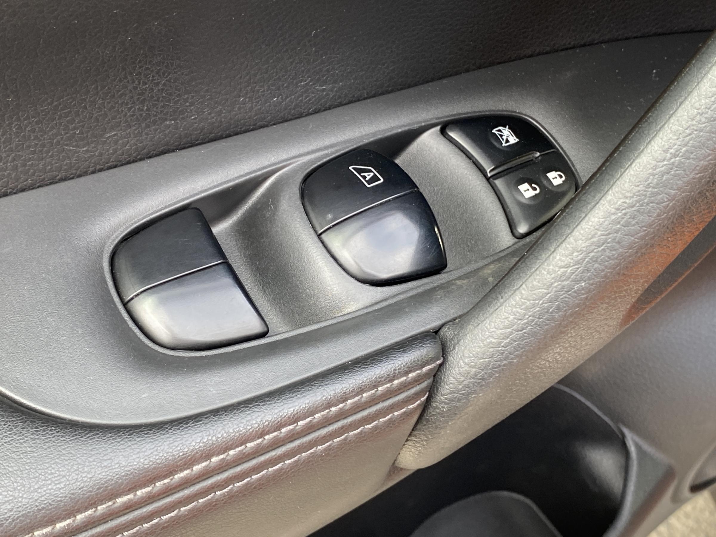 Nissan X-Trail, 2018 - pohled č. 11