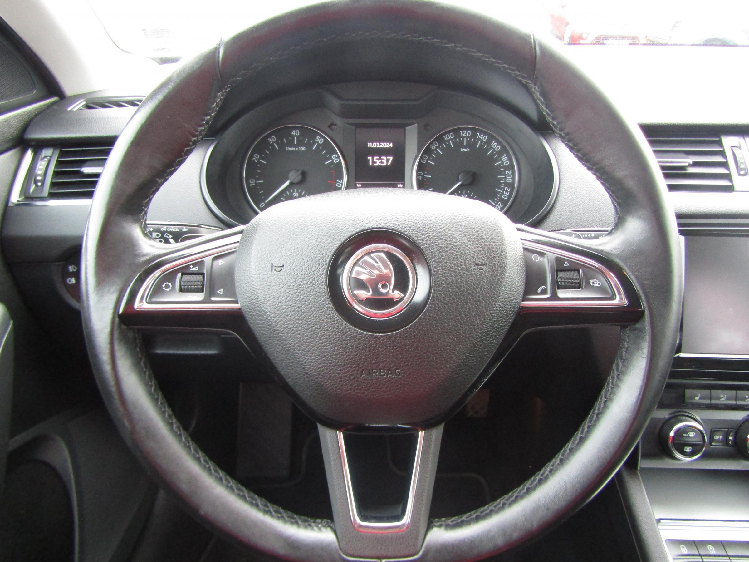 Škoda Octavia III, 2013 - pohled č. 20