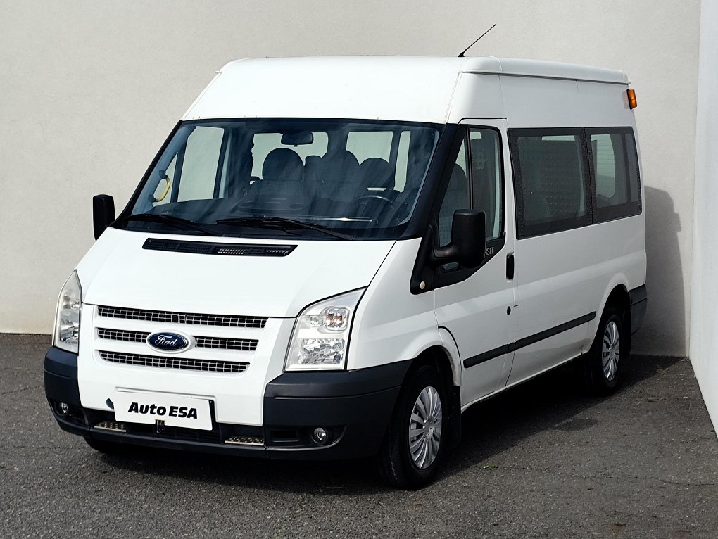 Ford Transit 2.2TDCi Trend L2H2 6míst