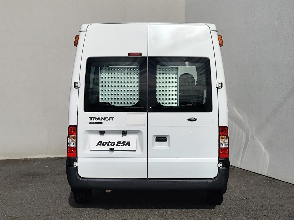 Ford Transit 2.2TDCi Trend L2H2 6míst