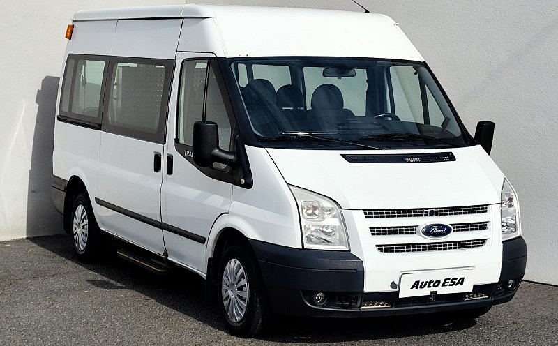 Ford Transit 2.2TDCi Trend L2H2 6míst