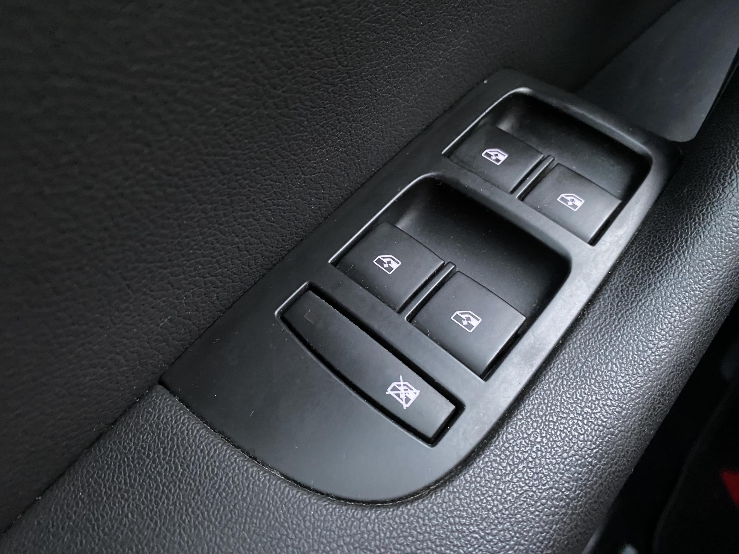 Opel Zafira, 2019 - pohled č. 11