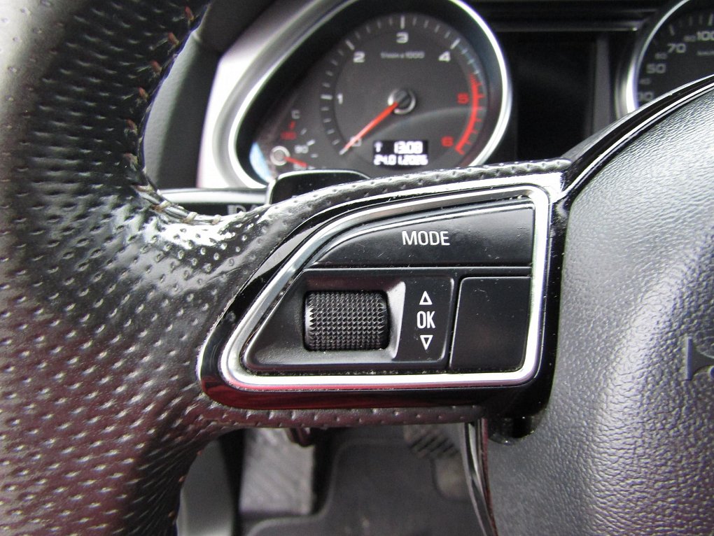 Audi Q7 3.0TDi  Quattro