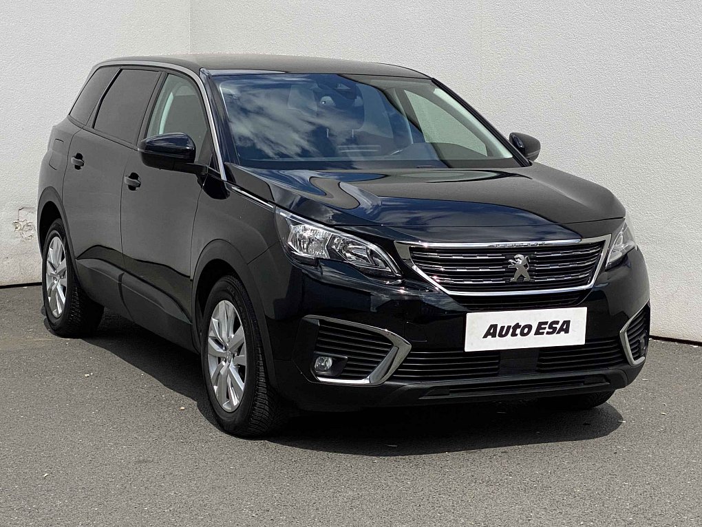 Peugeot 5008 1.2 PT 