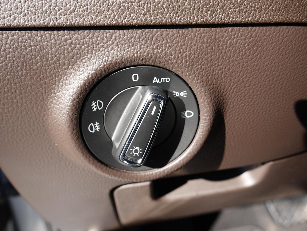 Škoda Superb III 2.0 TDi L&K 4x4