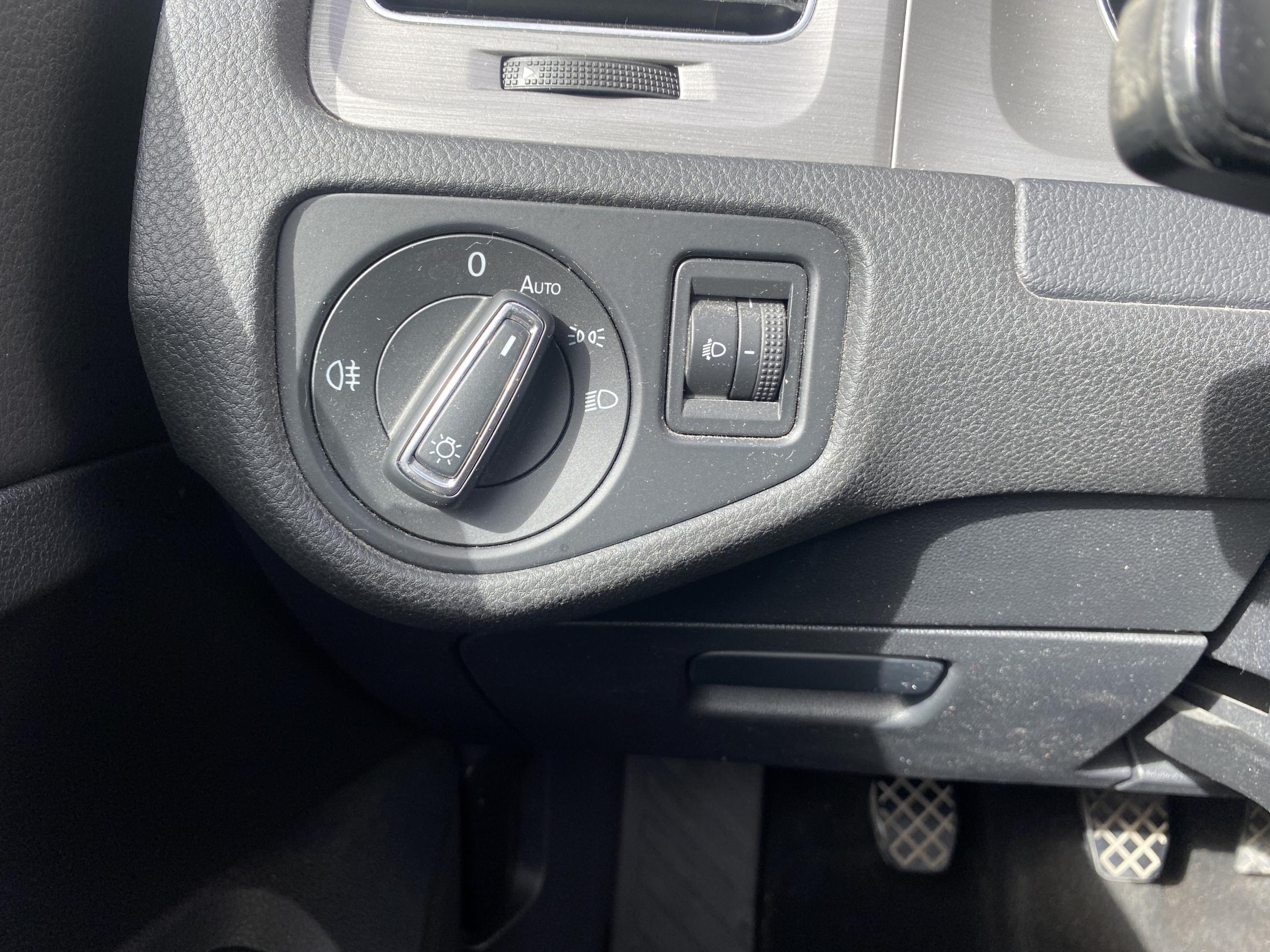 Volkswagen Golf, 2015 - pohled č. 16