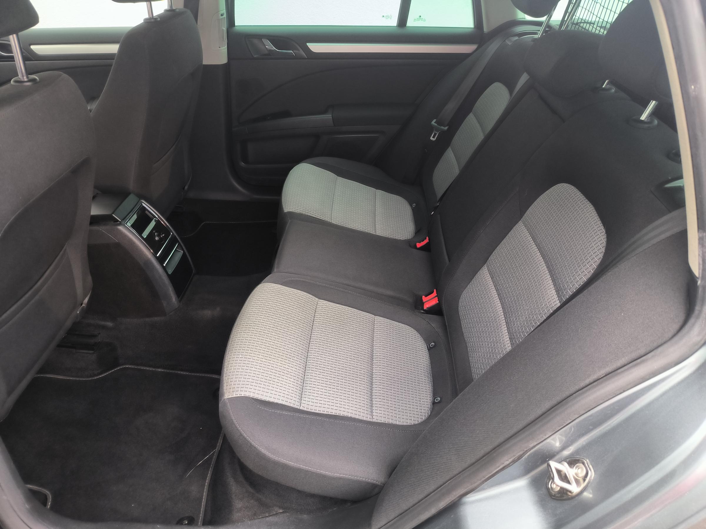 Škoda Superb II, 2012 - pohled č. 10