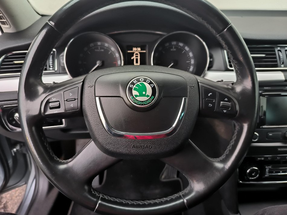 Škoda Superb II 2.0 TDI Ambition