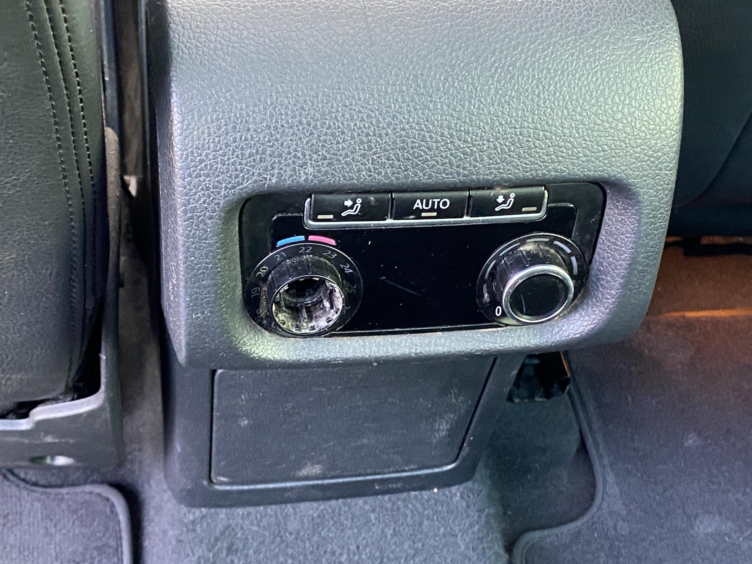 Seat Alhambra, 2011 - pohled č. 13