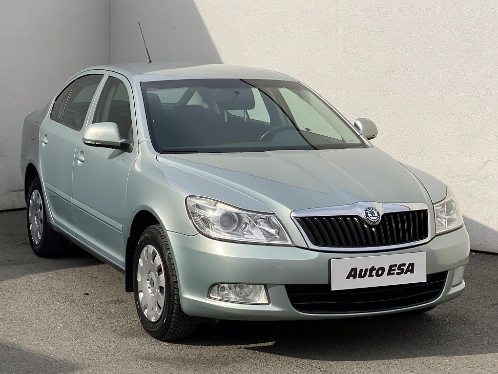 Škoda Octavia II 1.6i Ambiente