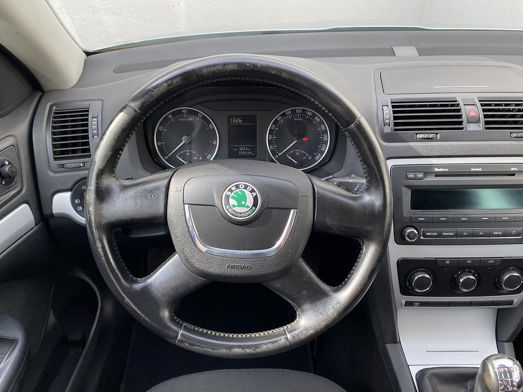 Škoda Octavia II 1.6i Ambiente