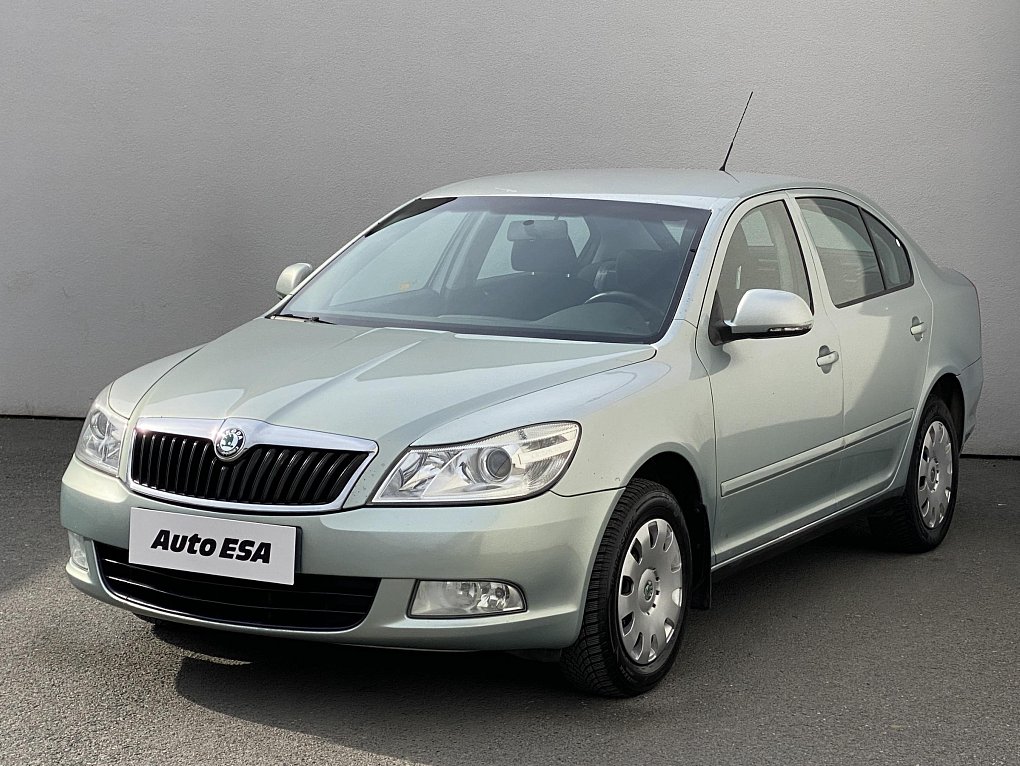 Škoda Octavia II 1.6i Ambiente
