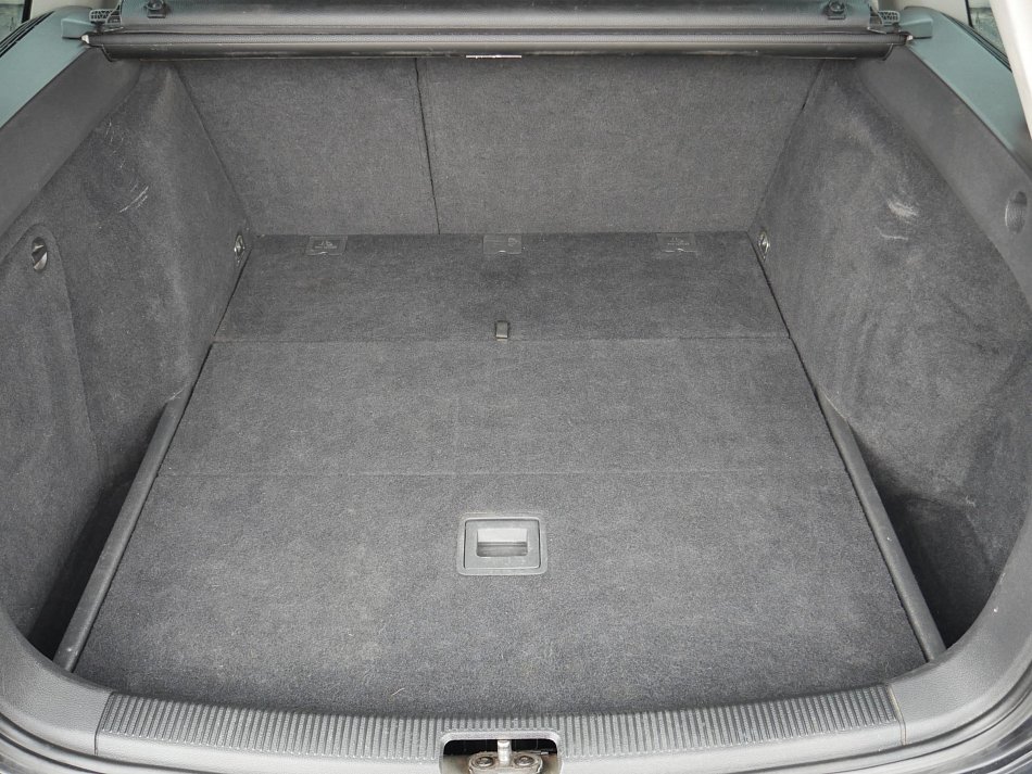 Volkswagen Golf 1.6 TDi 