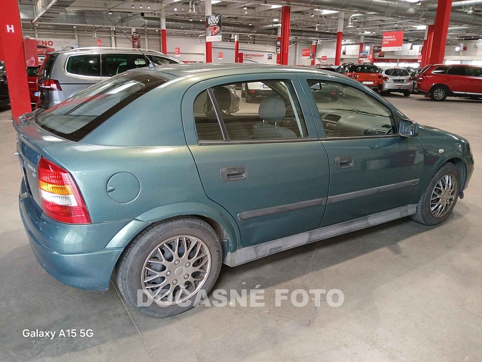 Opel Astra 1.6 i 
