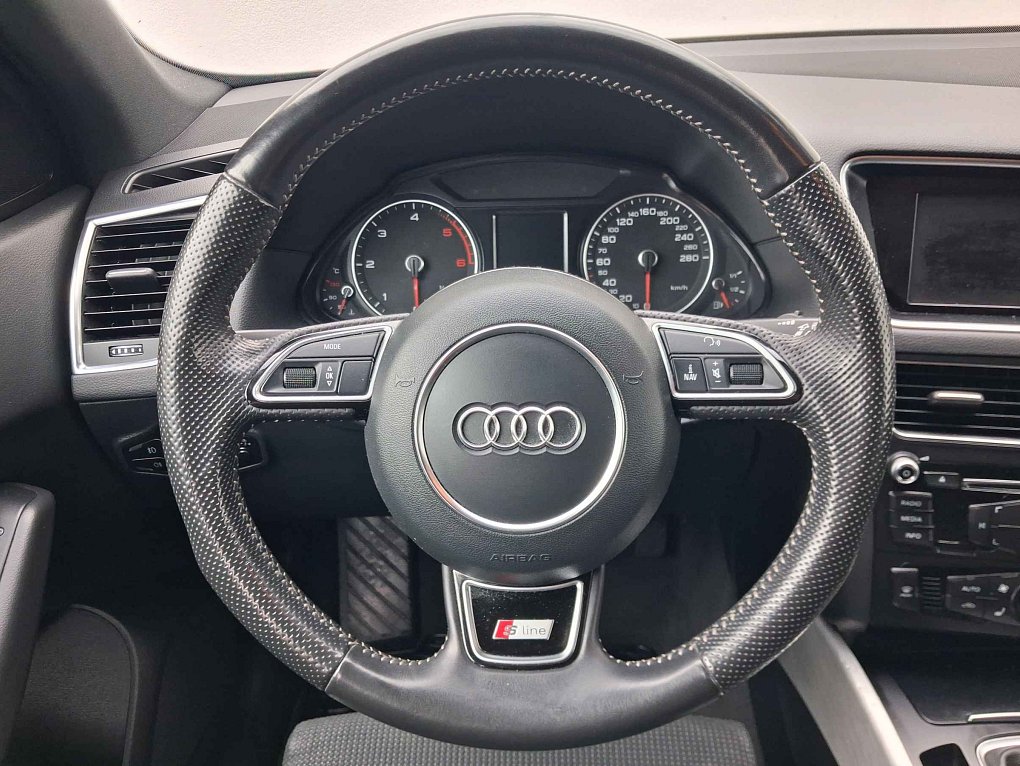 Audi Q5 2.0TDI S-line Quattro