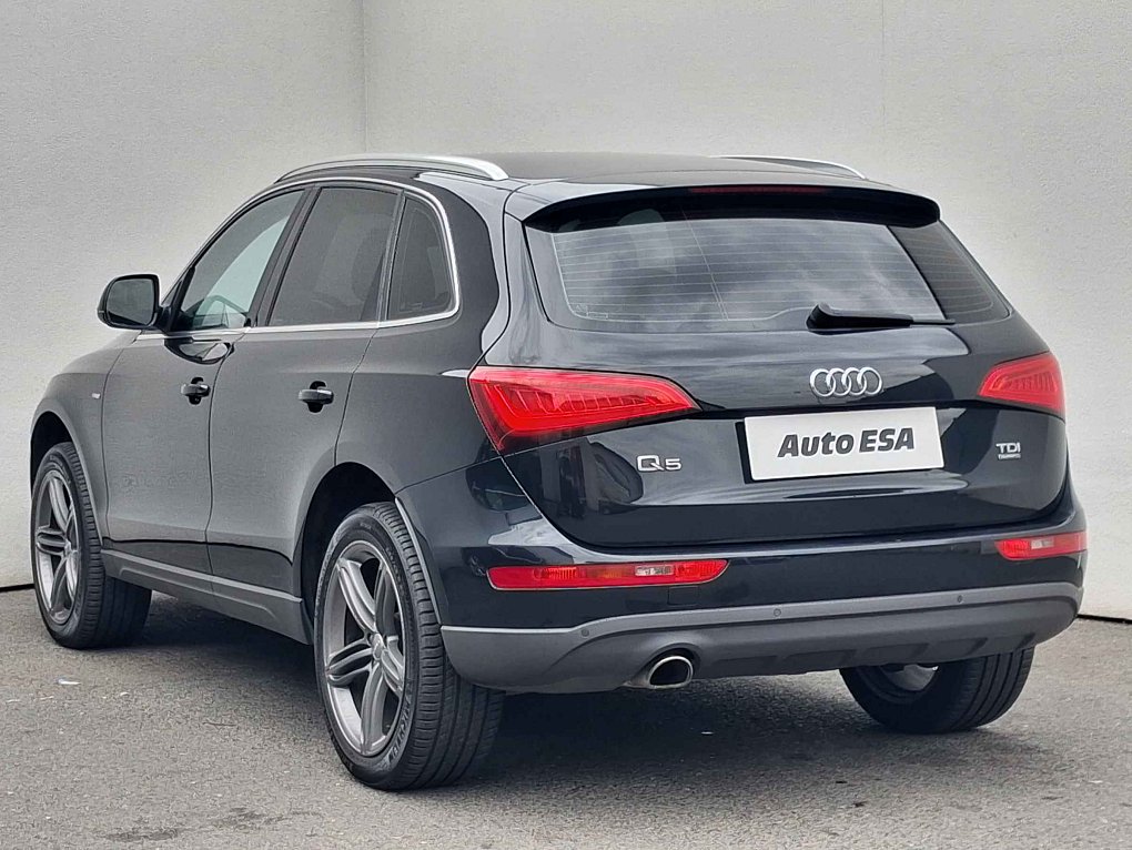 Audi Q5 2.0TDI S-line Quattro