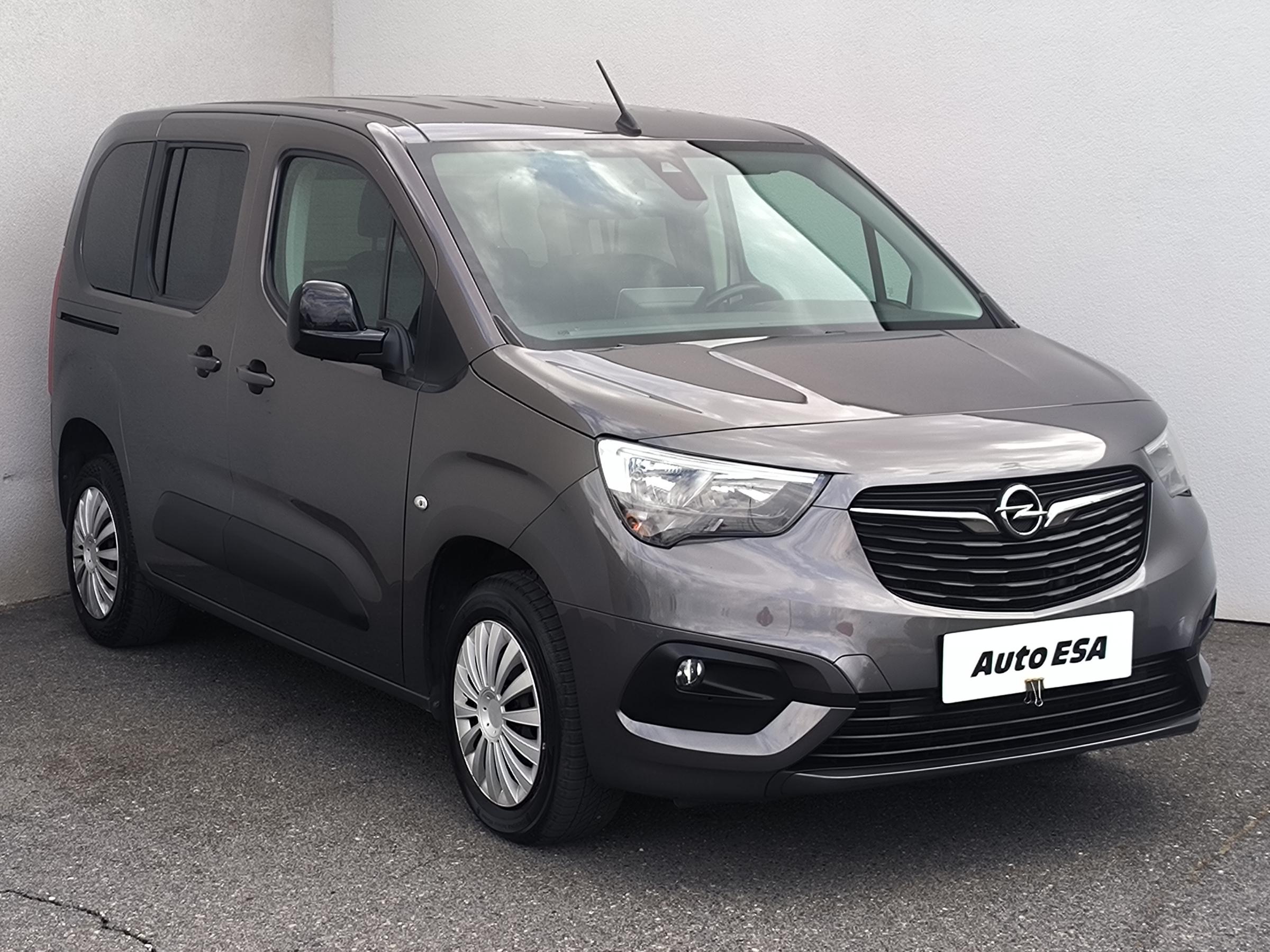 Opel Combo, 2022 - celkový pohled