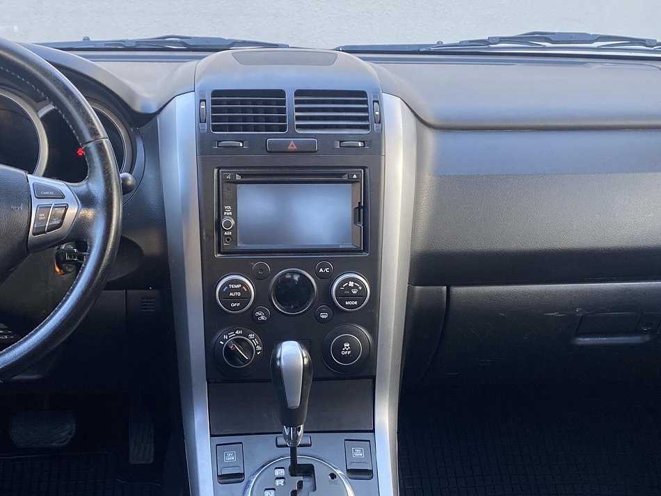 Suzuki Grand Vitara 2.4  4x4