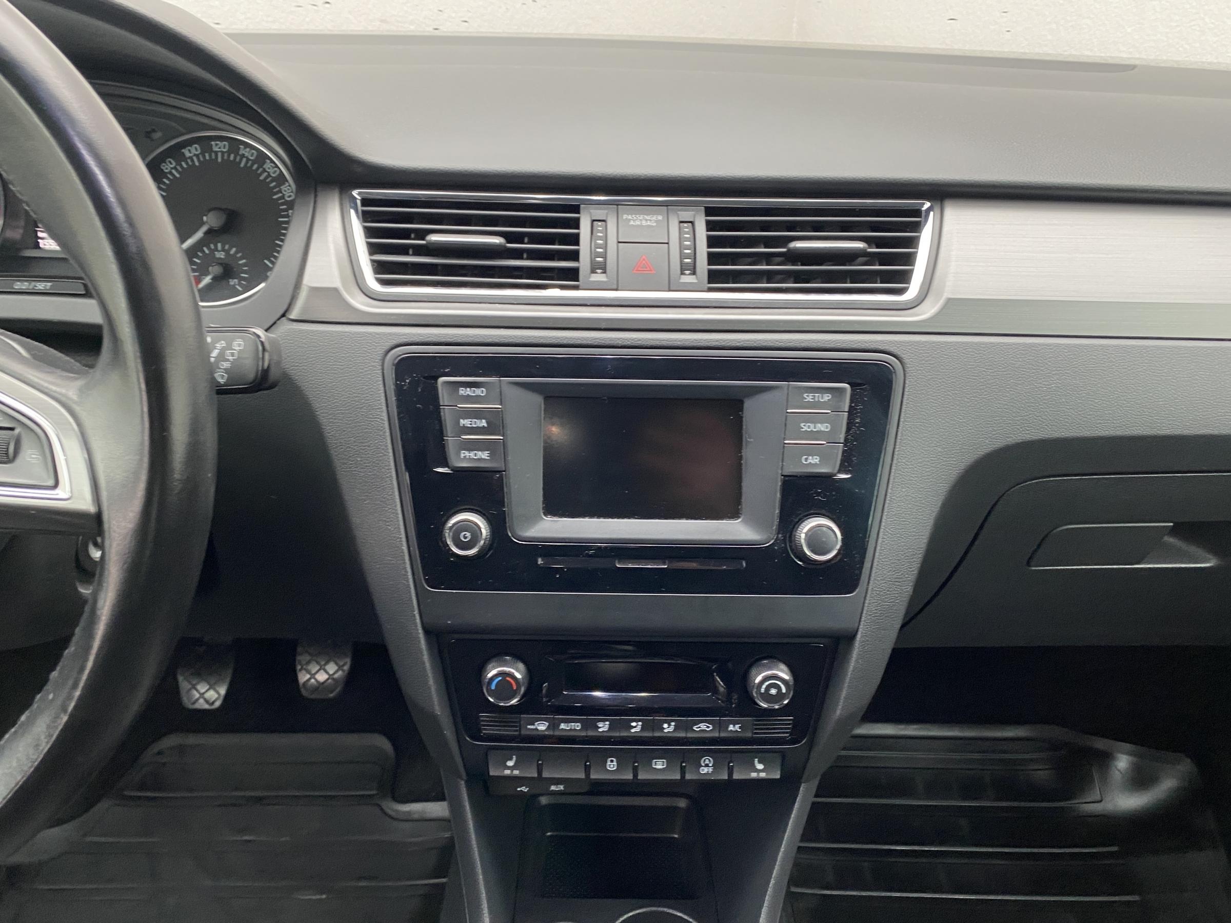 Škoda Rapid, 2015 - pohled č. 12