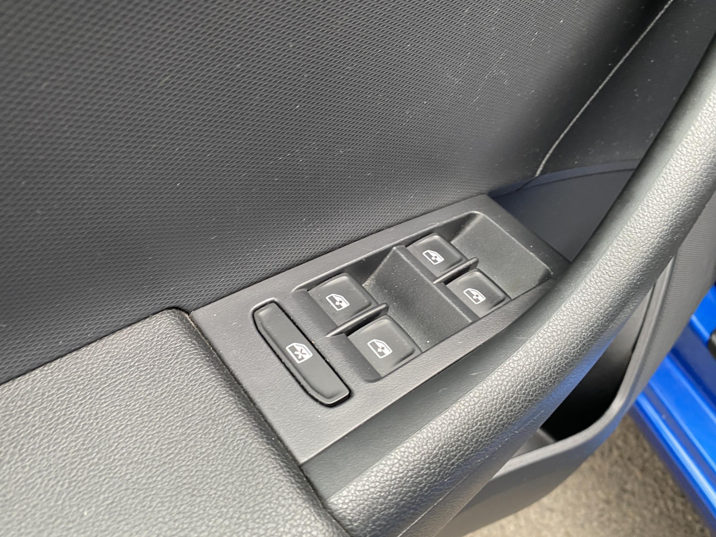 Škoda Rapid, 2015 - pohled č. 13