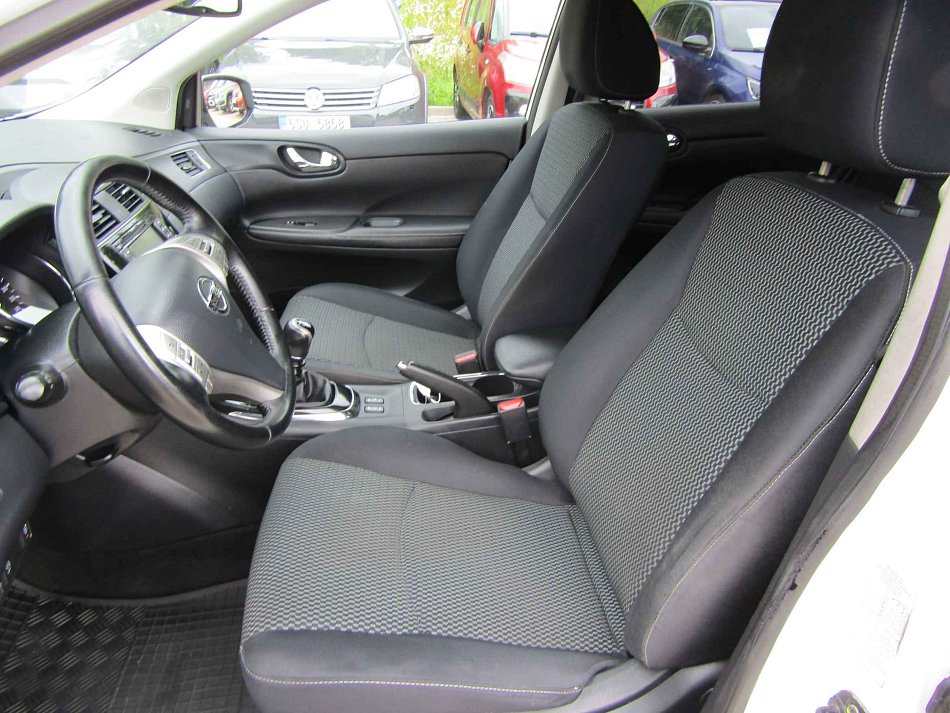 Nissan Pulsar 1.2 i 