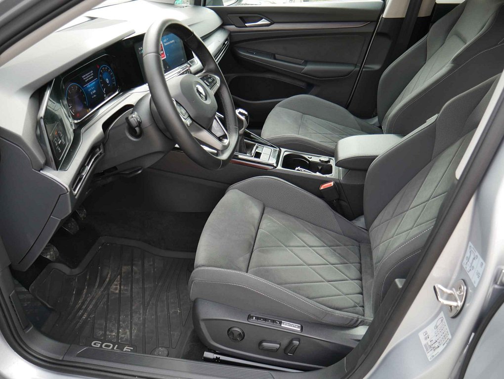Volkswagen Golf 1.5 TSi Style
