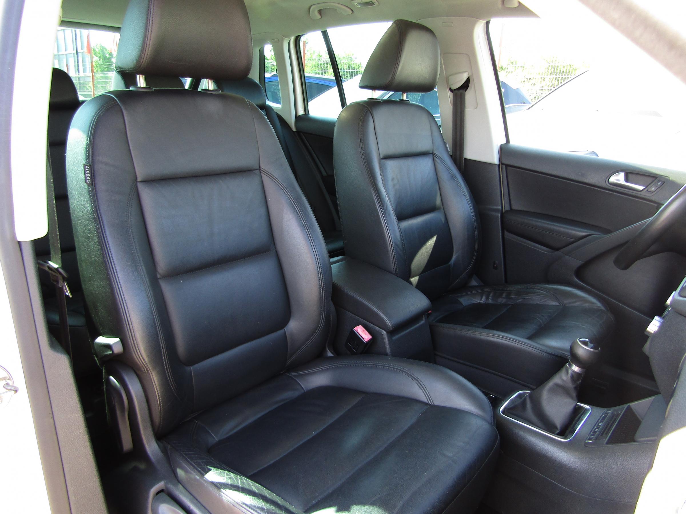 Volkswagen Tiguan, 2010 - pohled č. 13