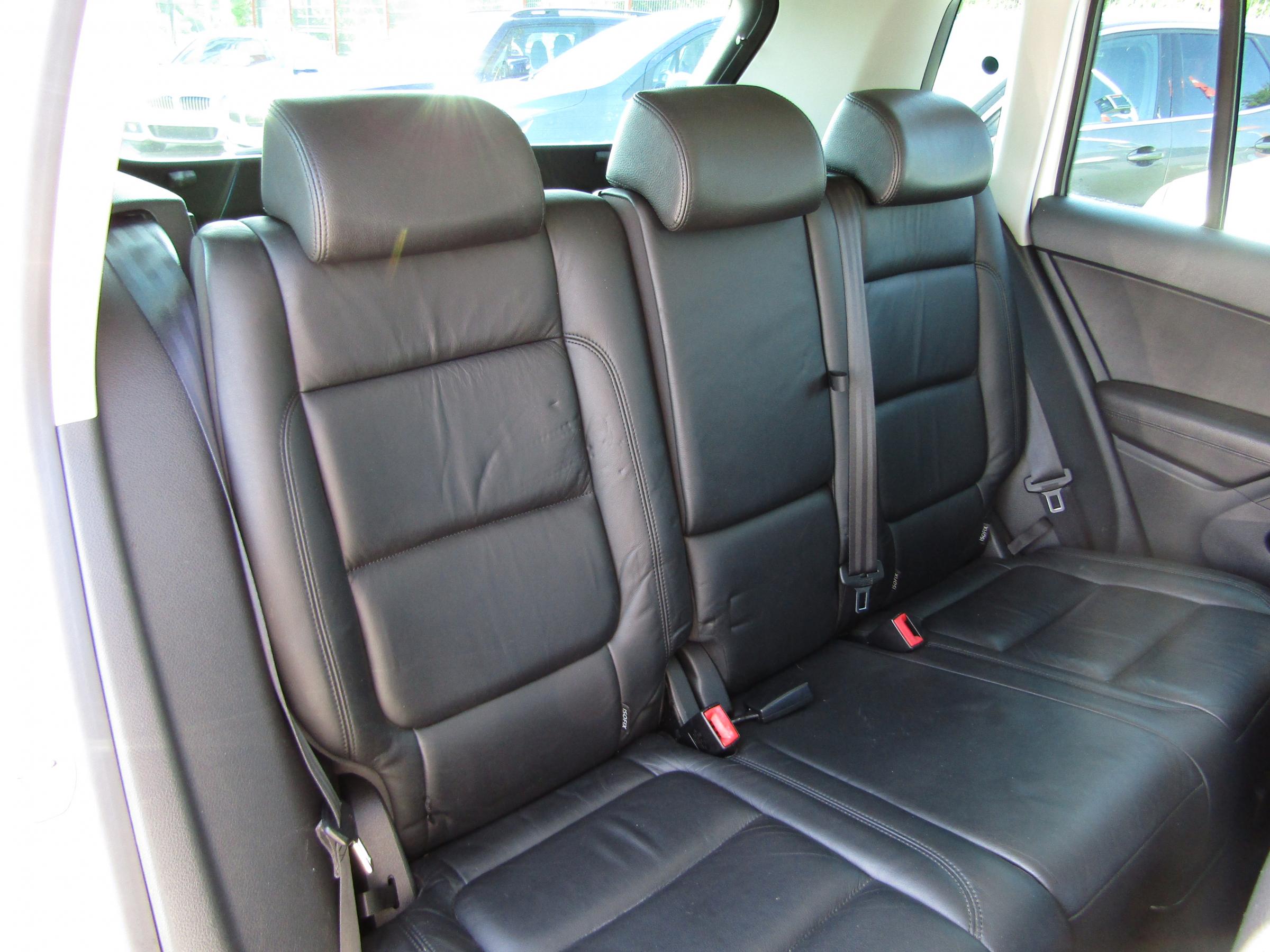 Volkswagen Tiguan, 2010 - pohled č. 14