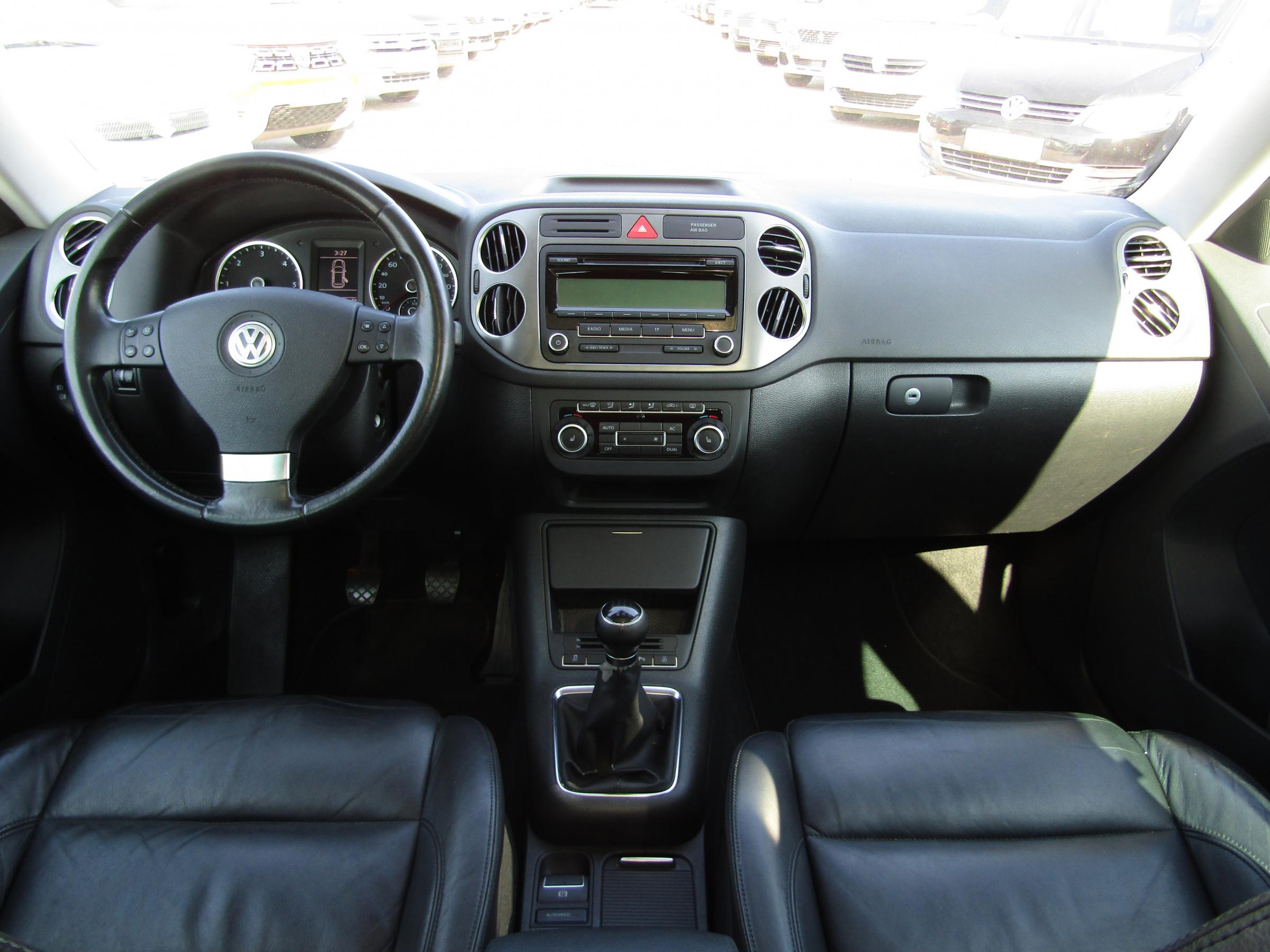 Volkswagen Tiguan, 2010 - pohled č. 9