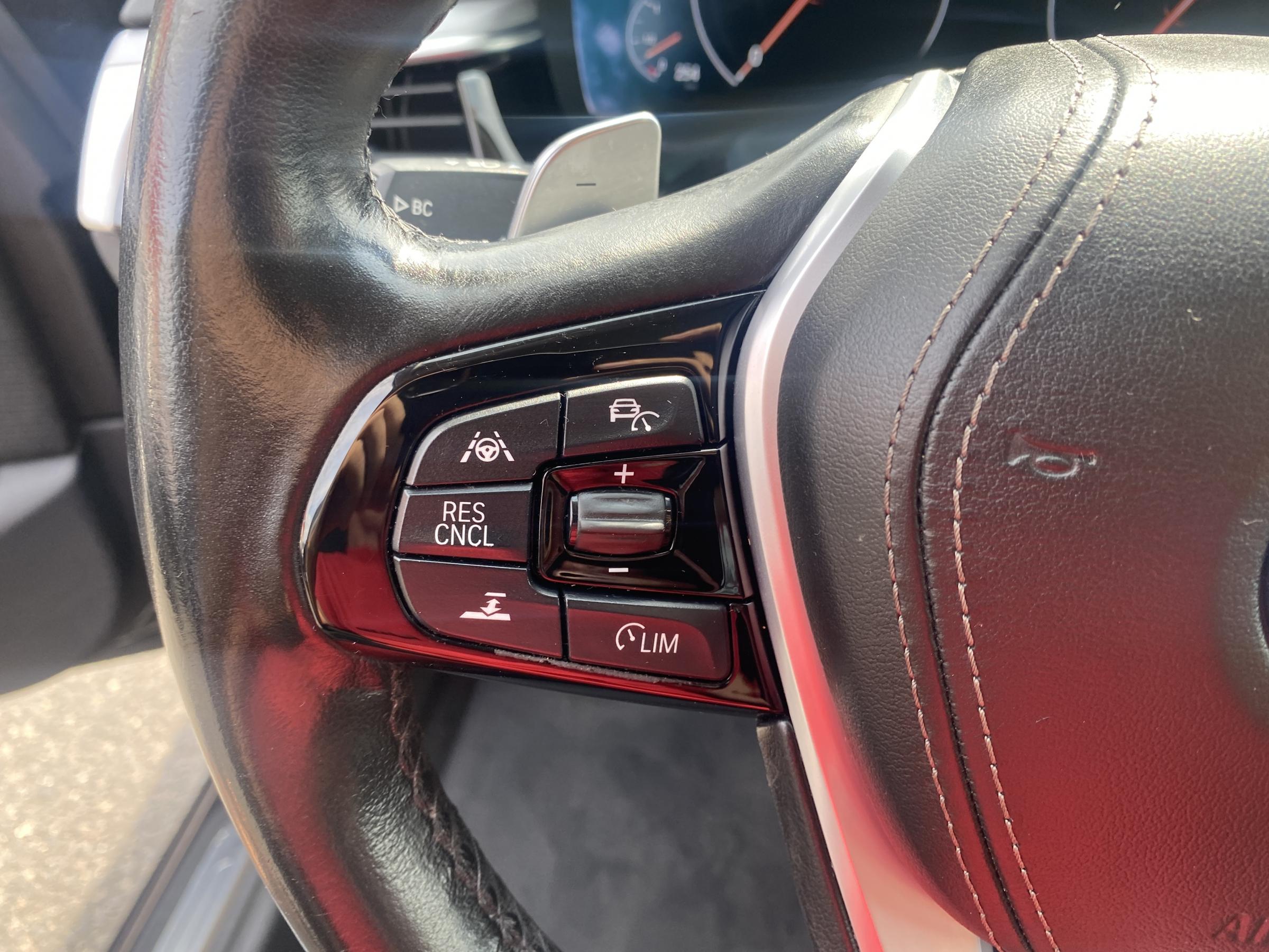 BMW Řada 5, 2018 - pohled č. 13