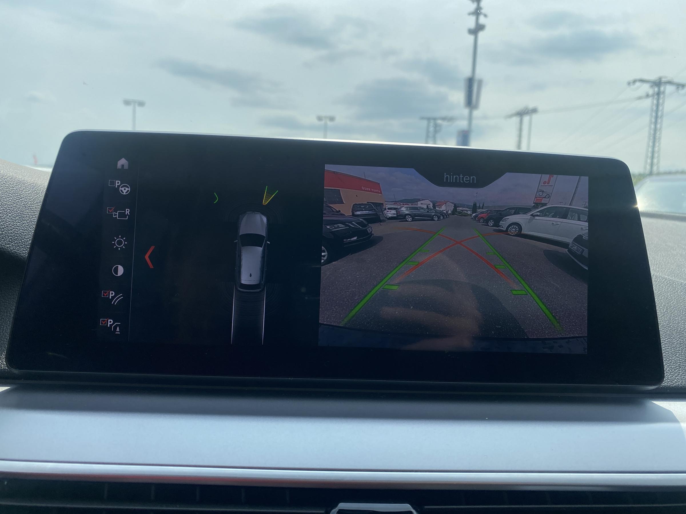 BMW Řada 5, 2018 - pohled č. 18