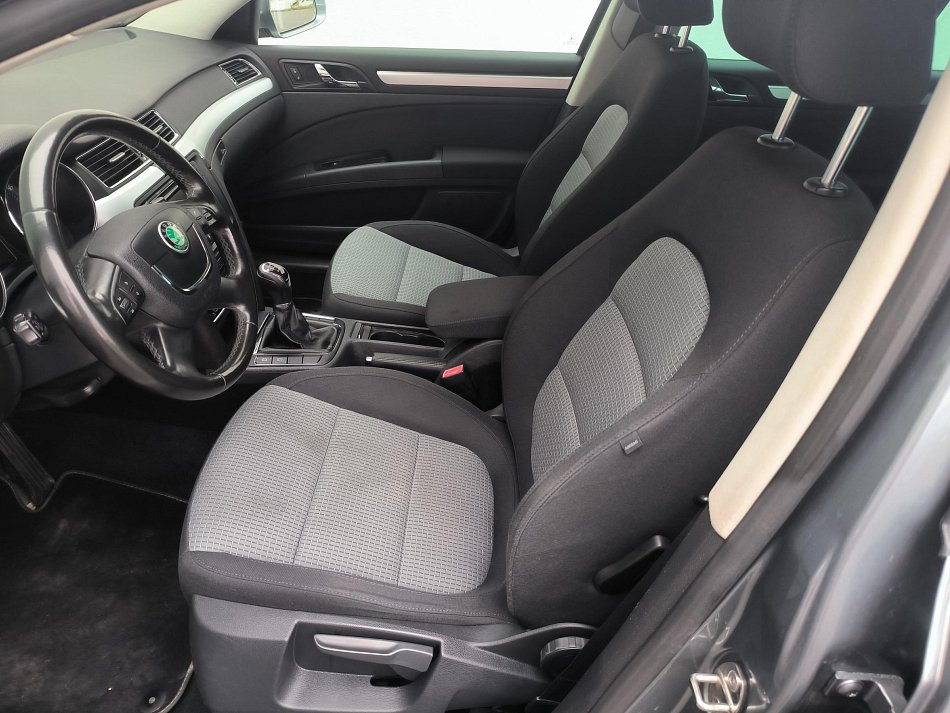 Škoda Superb II 2.0 TDI Ambition